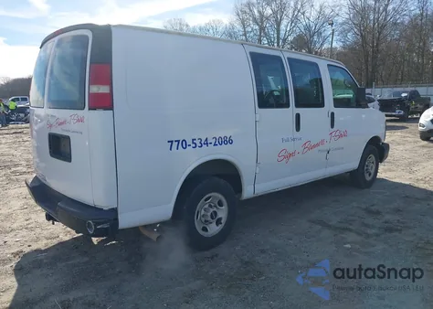 2004 GMC Savana Standard z USA, uszkodzony, nr VIN 1GTGG25V241242492